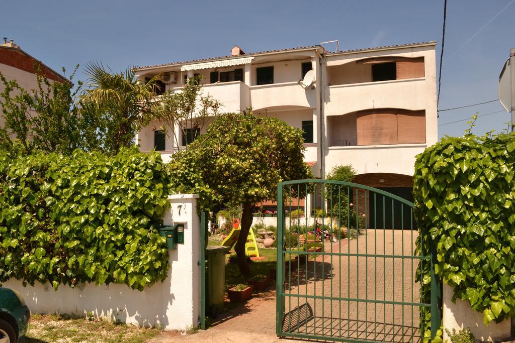 Apartments Meri Задар Экстерьер фото